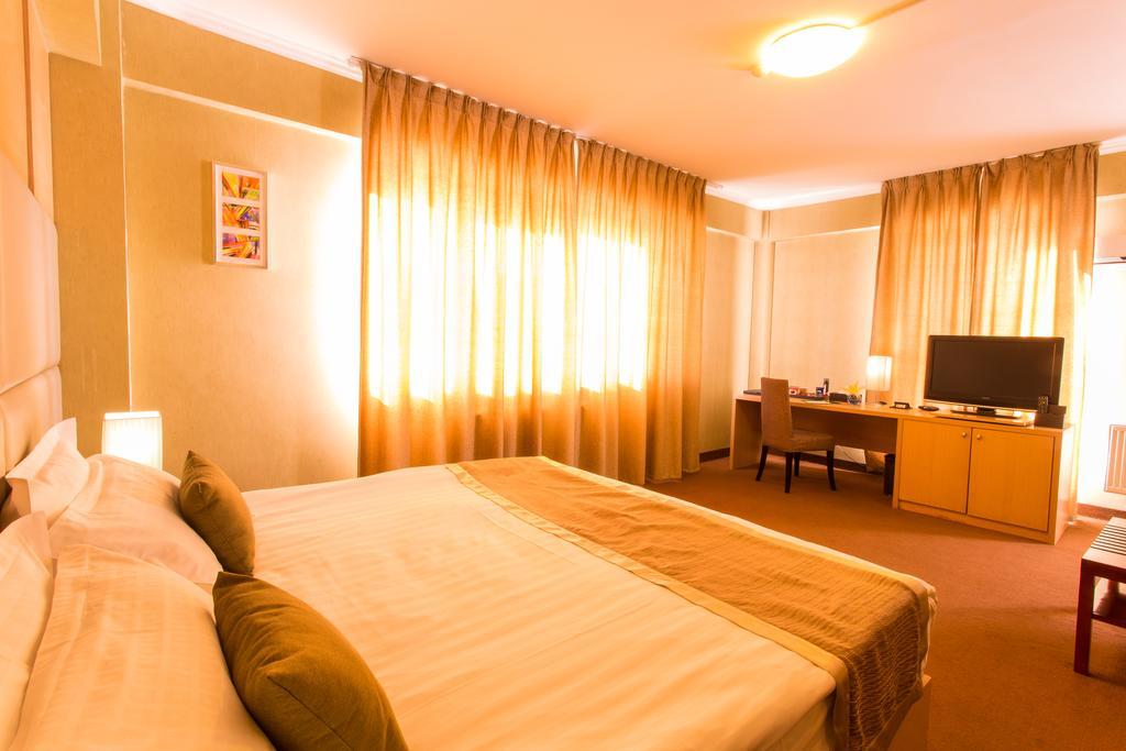 The Corporate Hotel Ulaanbaatar Exterior photo